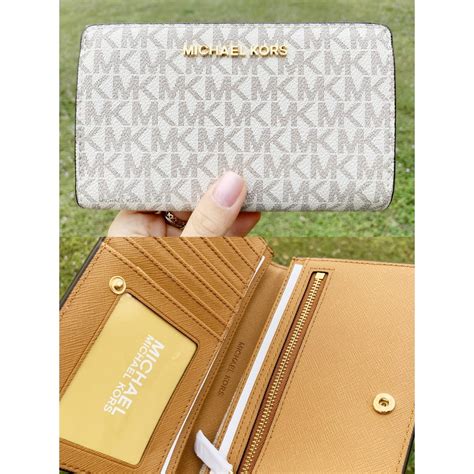 michael kors jet set travel wallet slim|michael kors vanilla jet set.